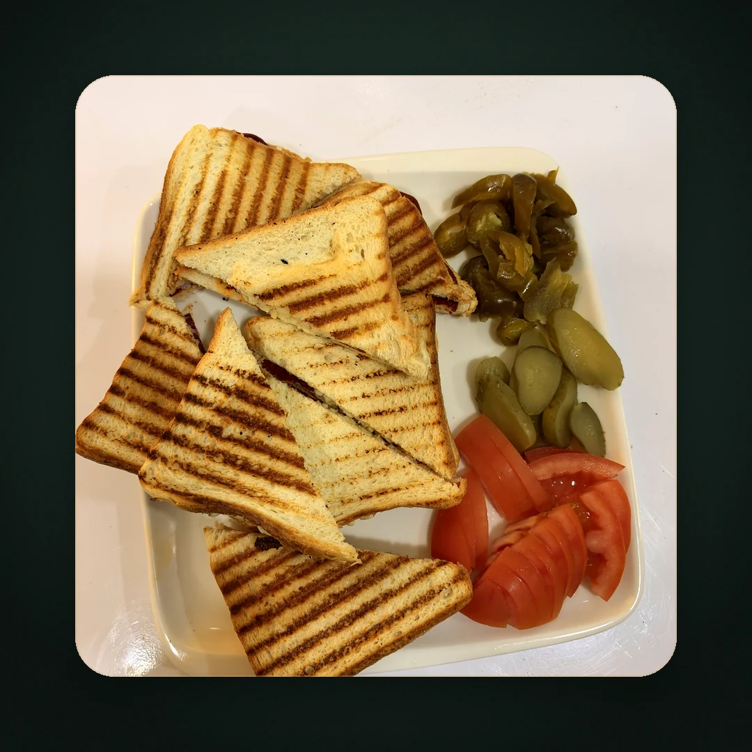 Tam ekmek tost – Payidar Cafe, Hassa